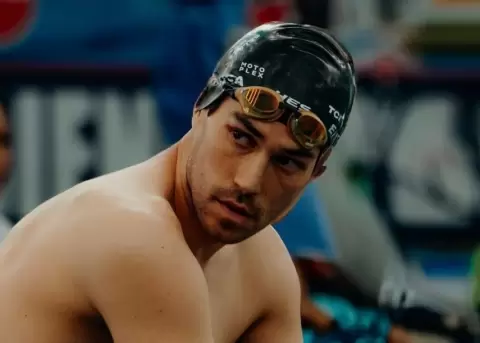 Esteban Enderica trajo tres medallas de oro en nataci�n para Ecuador.