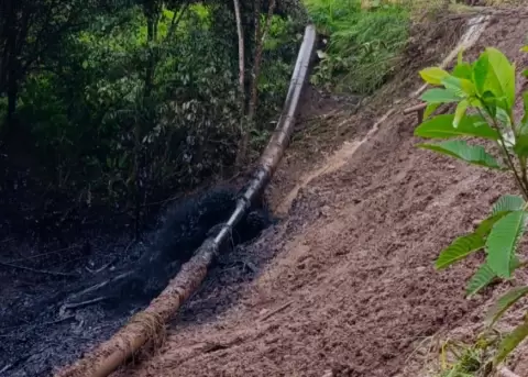 Un derrame de crudo se registr� en el km 86 del SOTE.