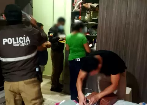 Allanamientos en el caso Narcotent�culos.