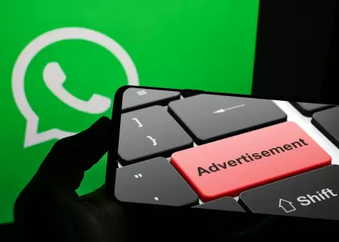 WhatsApp incorpora publicidad y suscripciones en su pesta�a de novedades.