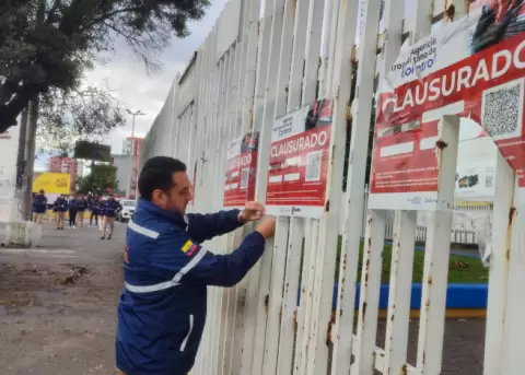 AMC retir� los sellos de clausura del estadio Atahualpa tras informe favorable de Bomberos