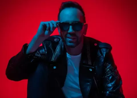 Con "Volverte a Ver", Lucas Arnau no solo celebra dos d�cadas de carrera, sino que tambi�n renueva su compromiso con la m�sica.