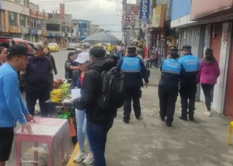 M�s de 50 exhortos y 10 citaciones se han realizado para promover la regularizaci�n de comerciantes