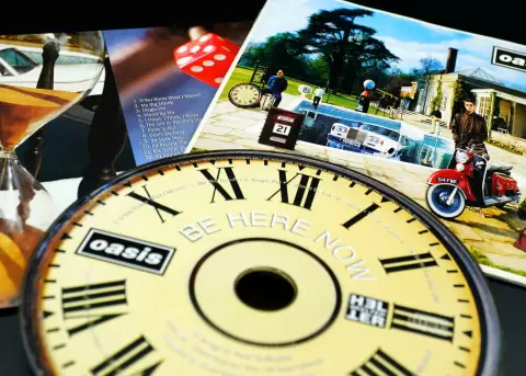 Pintura de Liam y Noel Gallagher, codiciada en subasta.