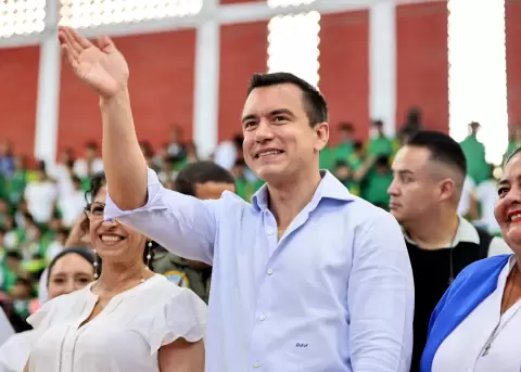 Gabriela Uquillas: "El comercio, la inversi�n y la migraci�n deben guiar la gira internacional del presidente Noboa"