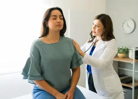 Los j�venes se enferman antes y m�s frecuente.