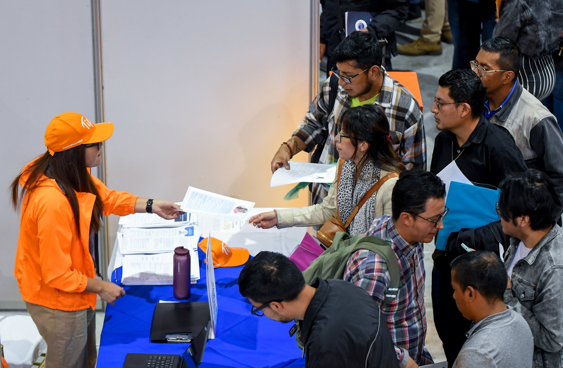 Más de 2.000 vacantes disponibles en la Feria de Empleo de ConQuito ...