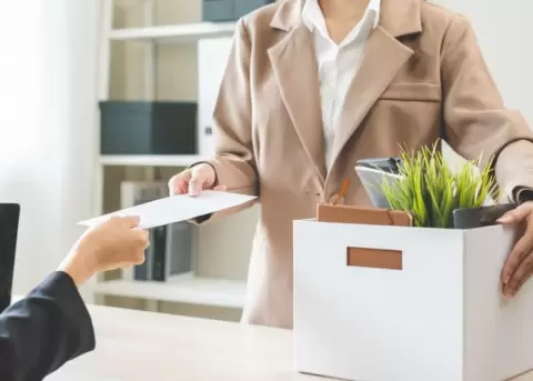 Antes de una terminaci�n laboral, es importante estar asesorada.