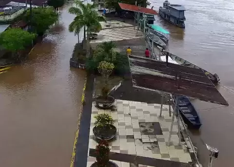 Inundaciones en Putumayo, Santa Elena y Los Chiparos, en Sucumb�os.