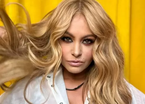 Cercanos a Paulina Rubio desmienten que la artista fue desalojada de Miami.