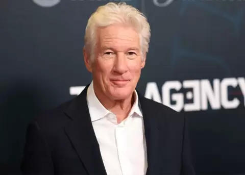 Richard Gere no ha respondido p�blicamente a las declaraciones de Lulu Simon, y tampoco se ha emitido una postura oficial.