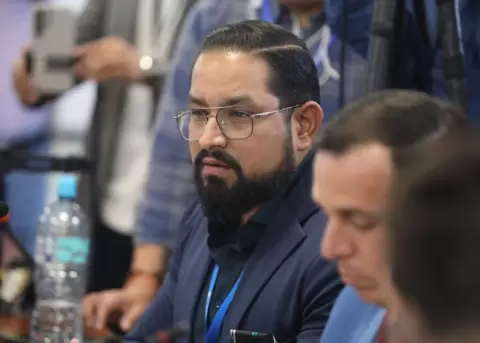 Sergio Pe�a fue expulsado de la Revoluci�n Ciudadana.