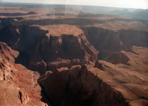 Un incendio destruye un sitio hist�rico del Gran Ca��n y casi 80 estructuras en EE.UU.