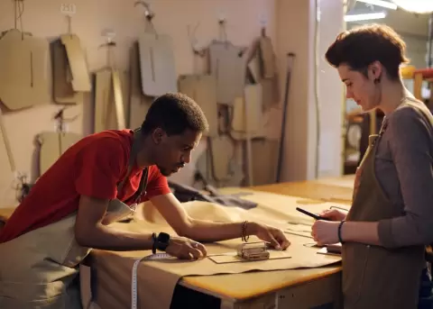 El rol que desempe�a el patronaje y la molder�a.