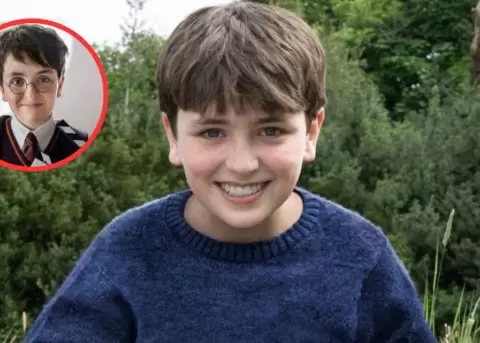 Dominic McLaughlin fue el actor elegido para encarnar al joven mago, en la serie.