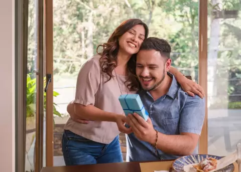 Camila Matus explora c�mo dar con conciencia y abundancia.