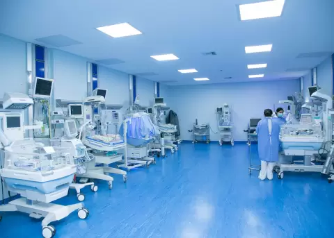 Falta de medicamentos, corrupci�n y escasez de personal m�dico son algunos de los desaf�os que enfrenta el sector de salud en el pa�s.