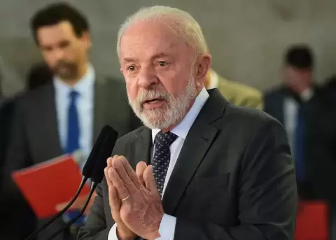Lula califica de �medida arbitraria� las sanciones de EE.UU. a los jueces de la Corte Suprema de Brasil