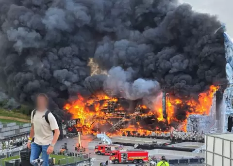 Incendio Tomorrowland