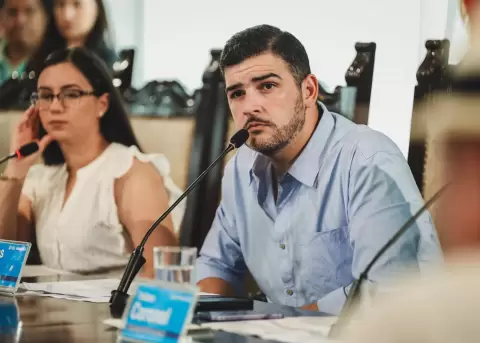 Fiscal�a llama a juicio a Aquiles �lvarez