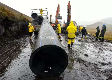 Tras 15 d�as de emergencia, el sur de Quito comienza a recuperar el servicio de agua potable luego de que se culminara la reparaci�n de la tuber�a.