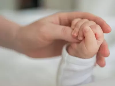 Ecuador registra la tasa de natalidad más baja en 34 años - FM Mundo