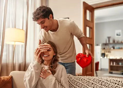 Entre las claves para sostener un v�nculo a largo plazo, la especialista destaca la importancia de la creatividad.