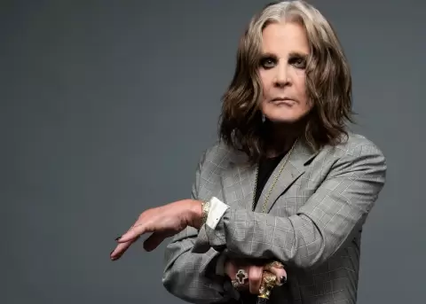 El �cono del heavy metal falleci� a los 76 a�os, dejando una huella imborrable en la historia del rock.