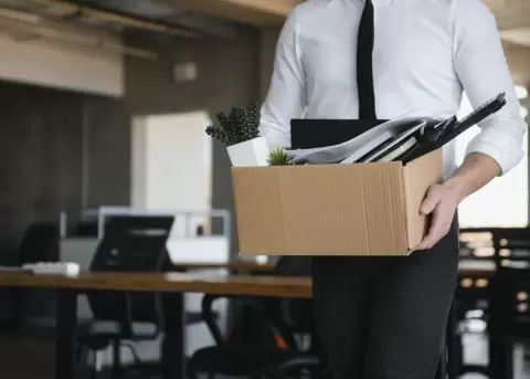 Imagen referencial de trabajadores desvinculados.