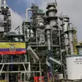 Refiner�a de Esmeraldas retoma operaciones