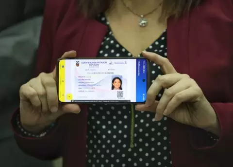 Certificado de votaci�n emitido por el Consejo Nacional Electoral.