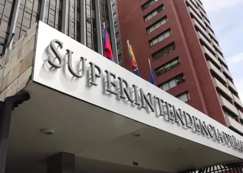 Edificio de la Superintendencia de Bancos.