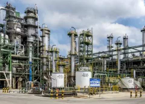 Condiciones clim�ticas adversas y da�os estructurales se cuentan entre los principales retos que enfrenta el sector petrolero en Ecuador.