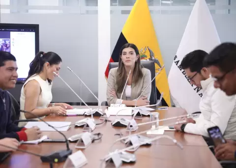 Comisi�n de Desarrollo Econ�mico aprueba informe para primer debate de la Ley de Fundaciones