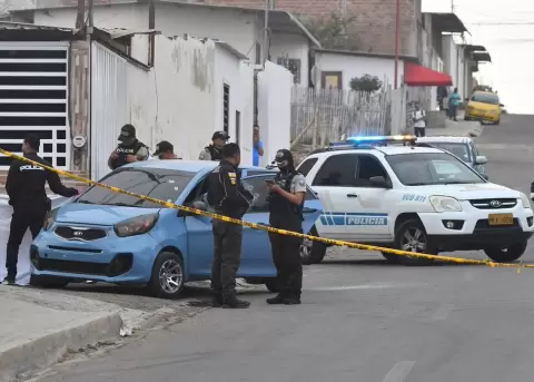 Este jueves 14 de agosto, la ciudad de Manta se vio sacudida por la muerte violenta de dos agentes de tr�nsito.