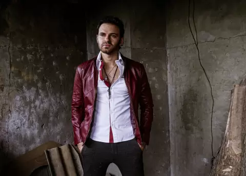 Gianpiero, cantautor ecuatoriano