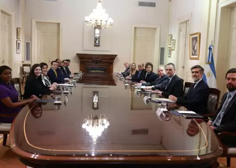 Reuni�n ampliada entre las delegaciones de Ecuador y Argentina.