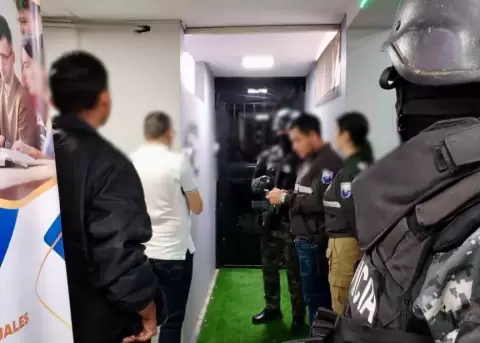 Allanamientos en el marco del caso Apag�n, este 28 de agosto de 2025.