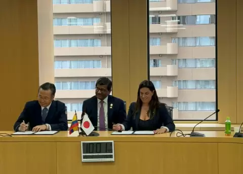 Ecuador y Jap�n acuerdan impulsar inversi�n y exportaciones bilaterales