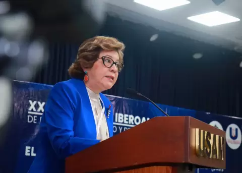 Ministra de Trabajo denuncia presunto mal manejo de cuentas sindicales por parte de Richard G�mez