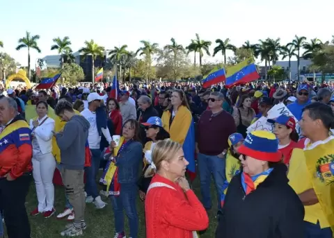 El Gobierno Trump revoca el beneficio migratorio TPS para un cuarto de mill�n de venezolanos