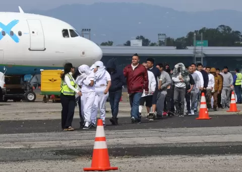 Ecuador confirma que recibir� a migrantes solicitantes de asilo desde EE. UU.