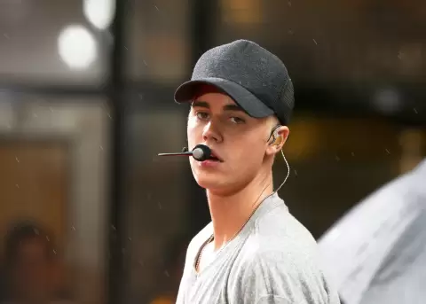 Justin Bieber genera nostalgia en redes al regresar al ic�nico lugar donde grab� el video de "Baby"