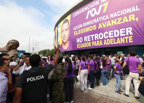 Convenci�n de ADN en Guayaquil.