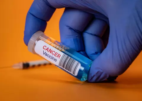 Rusia confirm� el inicio de una nueva etapa en la lucha contra el c�ncer con el desarrollo de la vacuna EnteroMix.