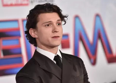 Tom Holland anuncia escuela gratuita de �lite en Londres.