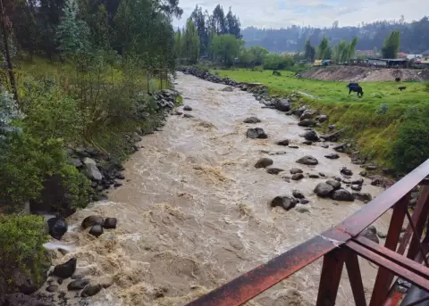 Corte provincial ratifica sentencia que obliga al Municipio de Quito a restaurar el r�o Mach�ngara