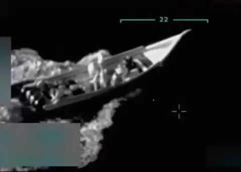 Trump confirma que un ataque militar de EE.UU. contra una embarcaci�n venezolana dej� tres fallecidos y alerta sobre la amenaza del narcotr�fico