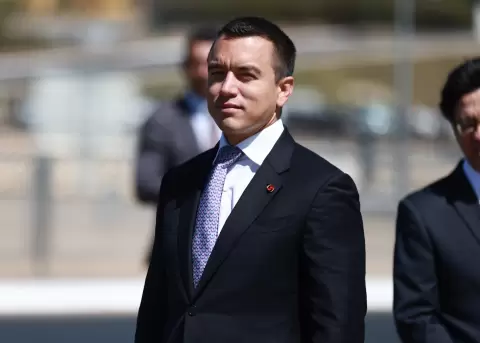 Noboa oficializa autoridades en ministerios reestructurados