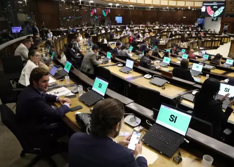 La medida del presidente Daniel Noboa gener� debate intenso en el Pleno y enfrent� resistencia de la bancada corre�sta y el PSC.